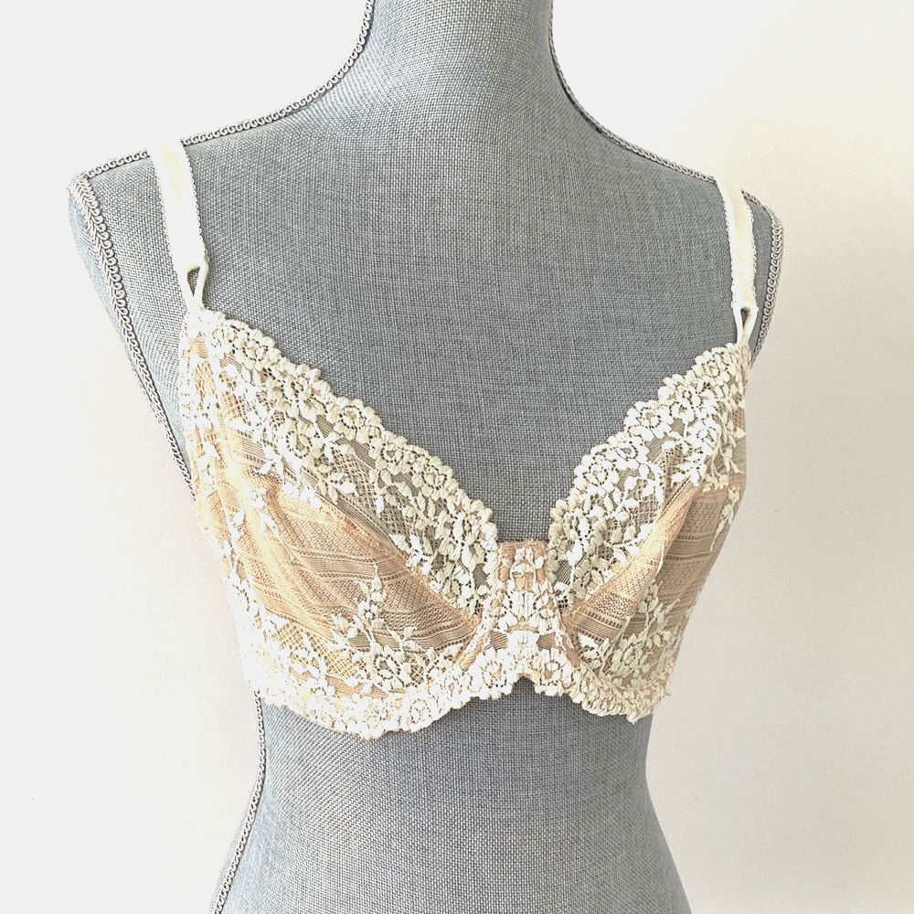 Wacole Lace Underwire Bra Cream and Tan US 36D Romantic Fairy Ballet Boho